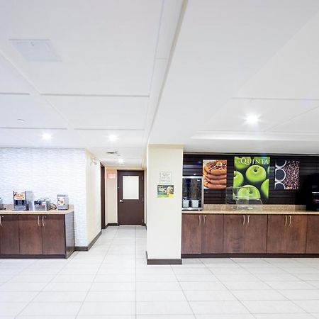 La Quinta By Wyndham Oshawa Hotel Eksteriør billede